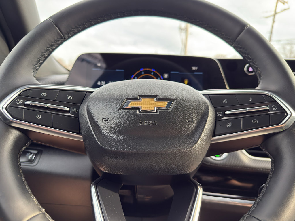 Used 2026 Chevrolet Equinox LT w/ Convenience Package II image 18