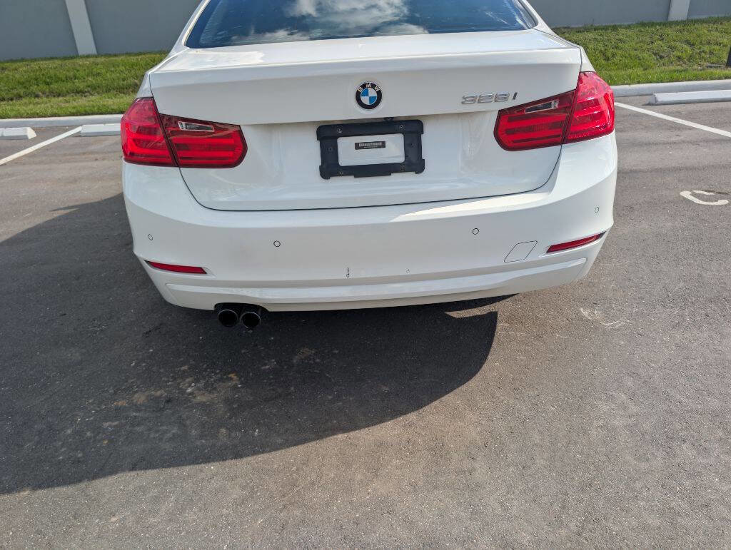 Used 2012 BMW 328i Sedan image 4