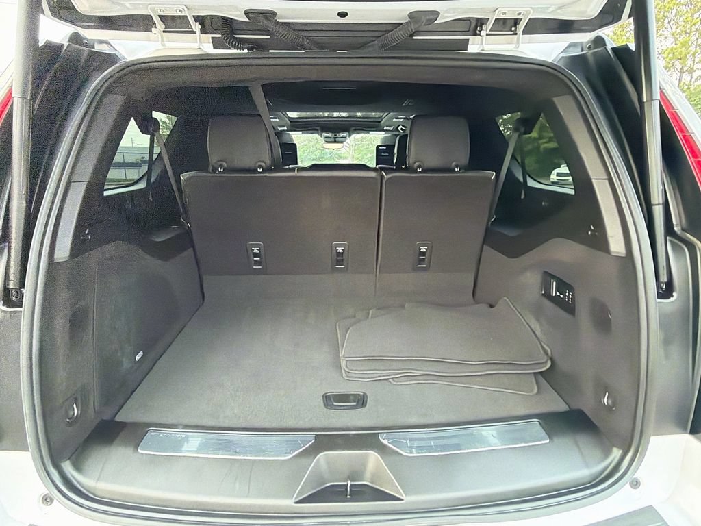 Used 2023 Cadillac Escalade ESV Sport Platinum w/ LPO, ONYX Package AWD/4WD image 29