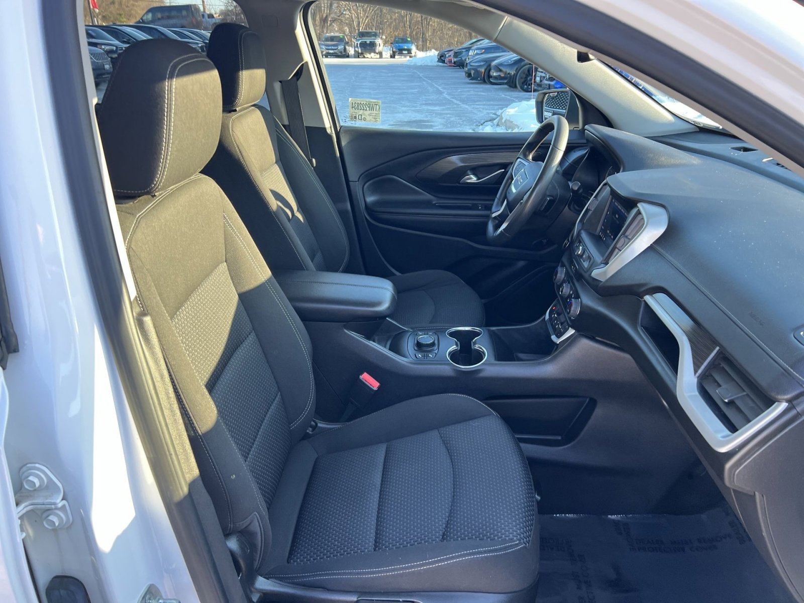 Used 2022 GMC Terrain SLE w/ Driver Convenience Package image 25