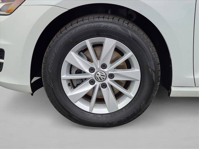 Used 2016 Volkswagen Golf S FWD image 24