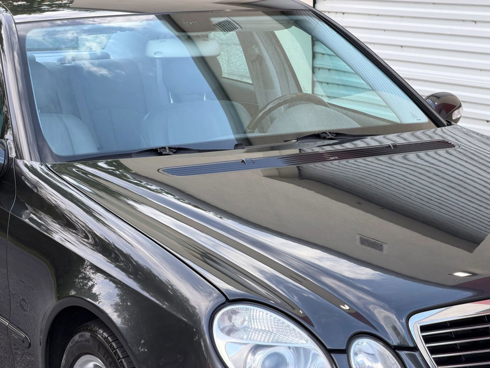 Used 2003 Mercedes-Benz E 500 Sedan image 27