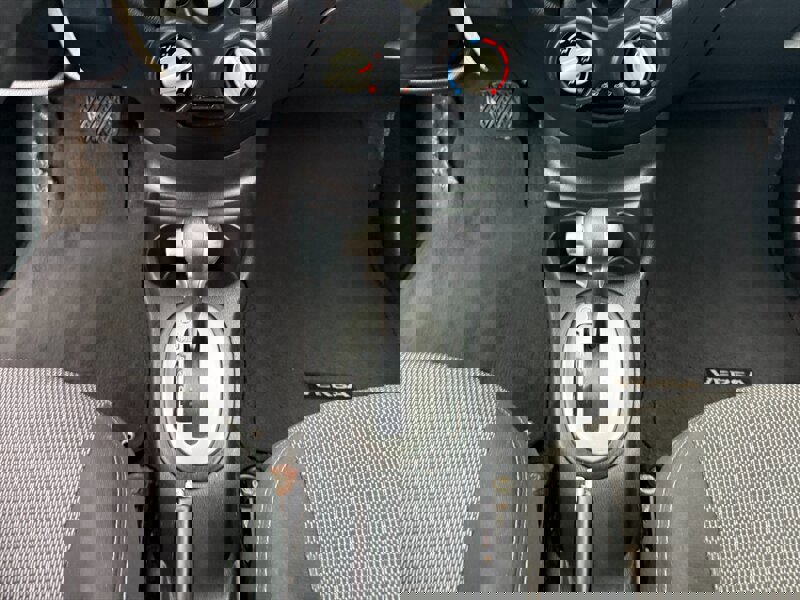 Used 2014 Nissan Versa SV image 20