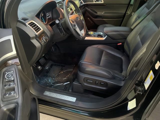 Used 2015 Ford Explorer Limited image 30