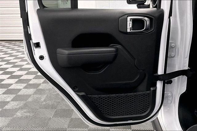 Used 2025 Jeep Wrangler Unlimited Rubicon 4xe w/ Safety Group image 23