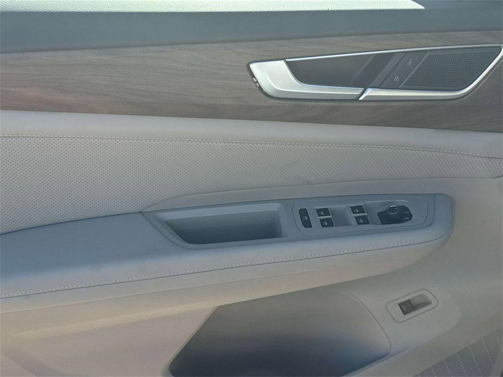 New 2026 Volkswagen Atlas SE image 13