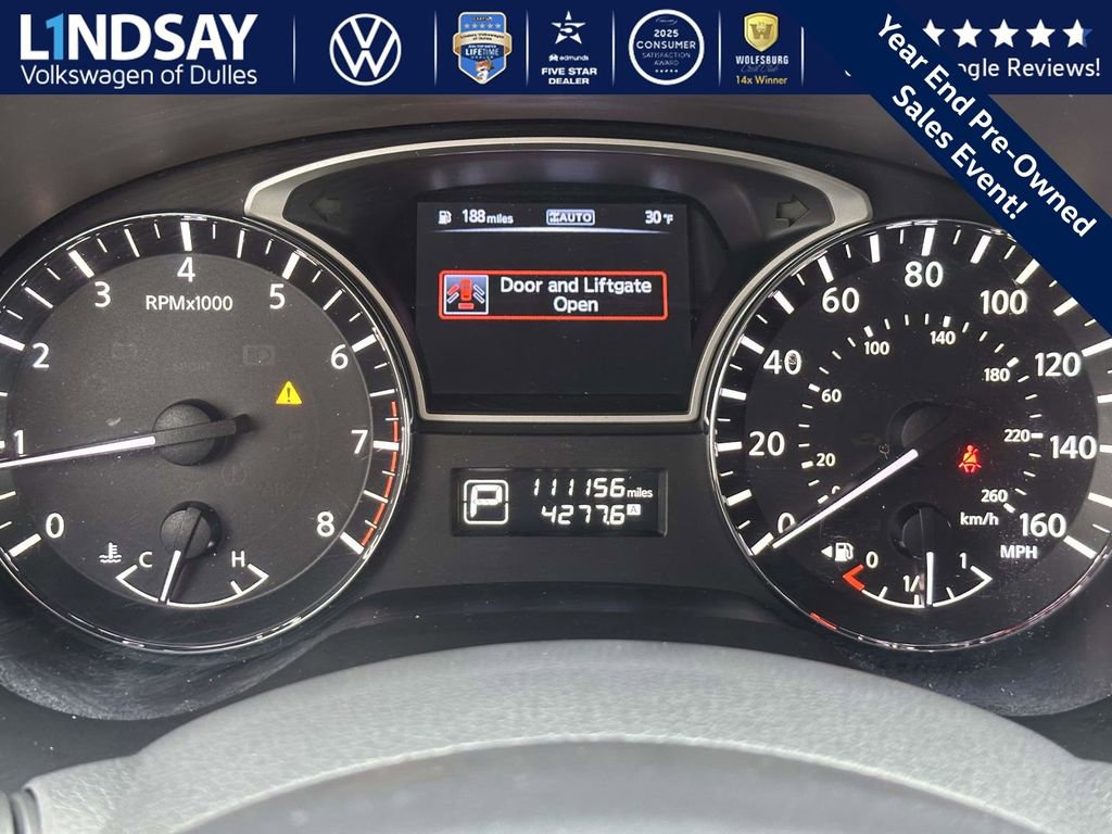 Used 2014 Nissan Pathfinder SV image 28