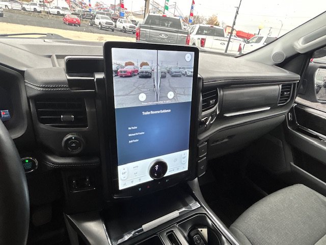 Used 2024 Ford F150 Lightning Flash AWD/4WD image 38