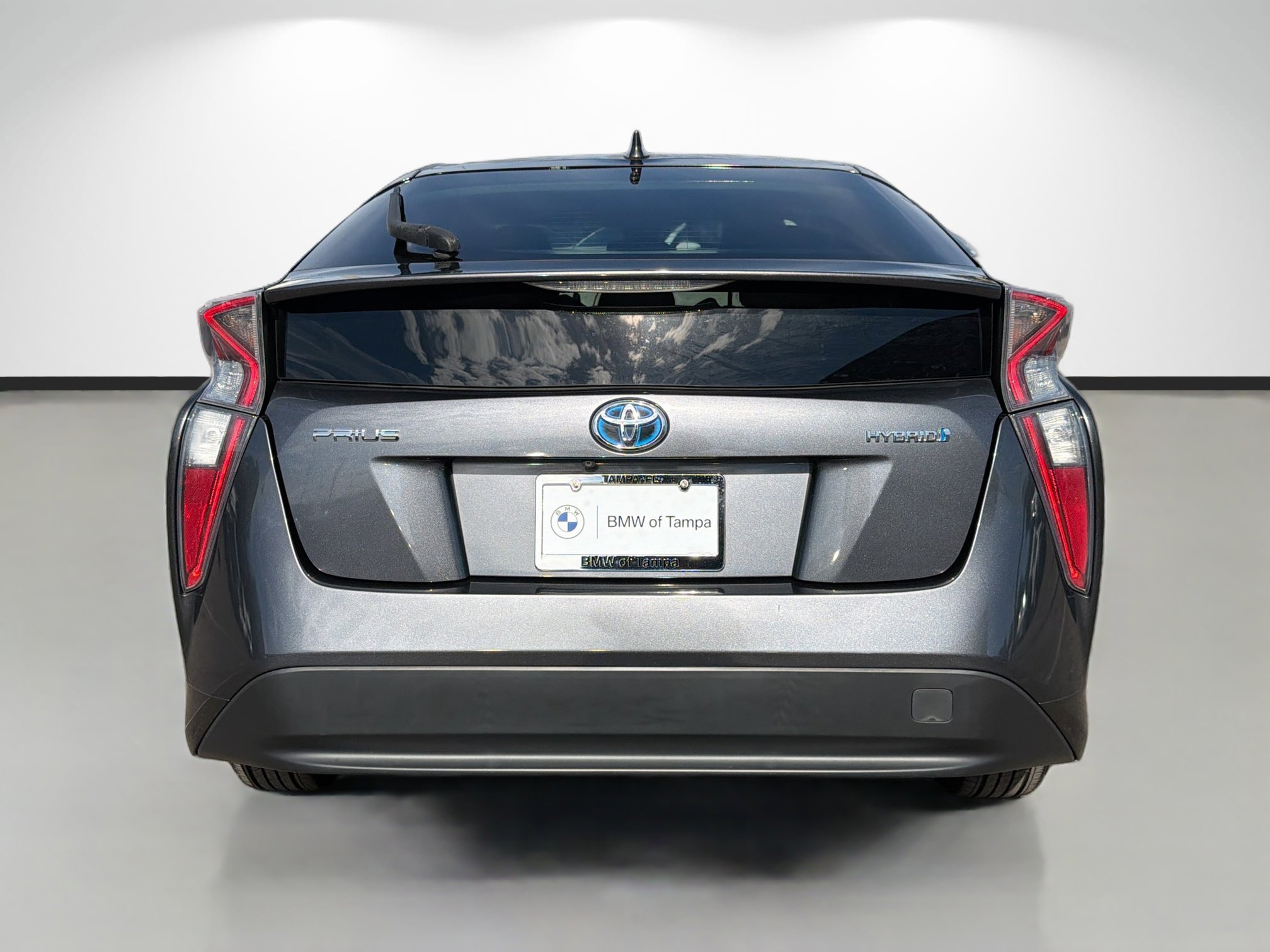 Used 2017 Toyota Prius Two image 4