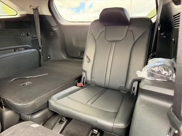Used 2022 Kia Sorento SX AWD/4WD image 11
