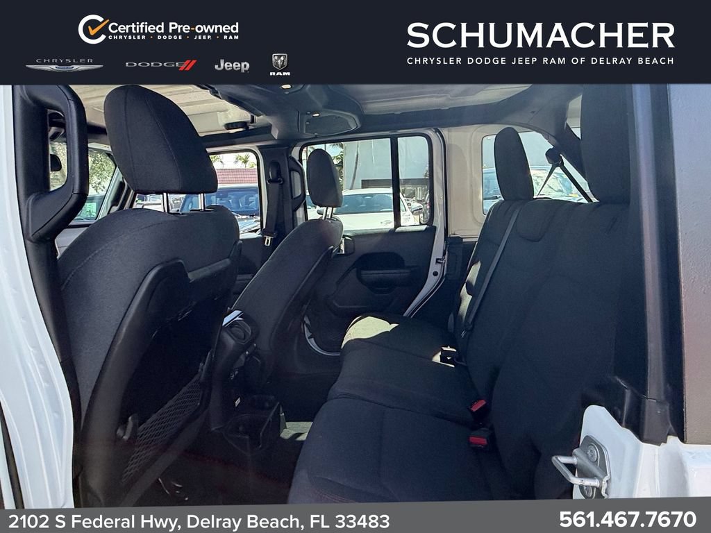 Used 2024 Jeep Wrangler Unlimited Rubicon AWD/4WD image 15