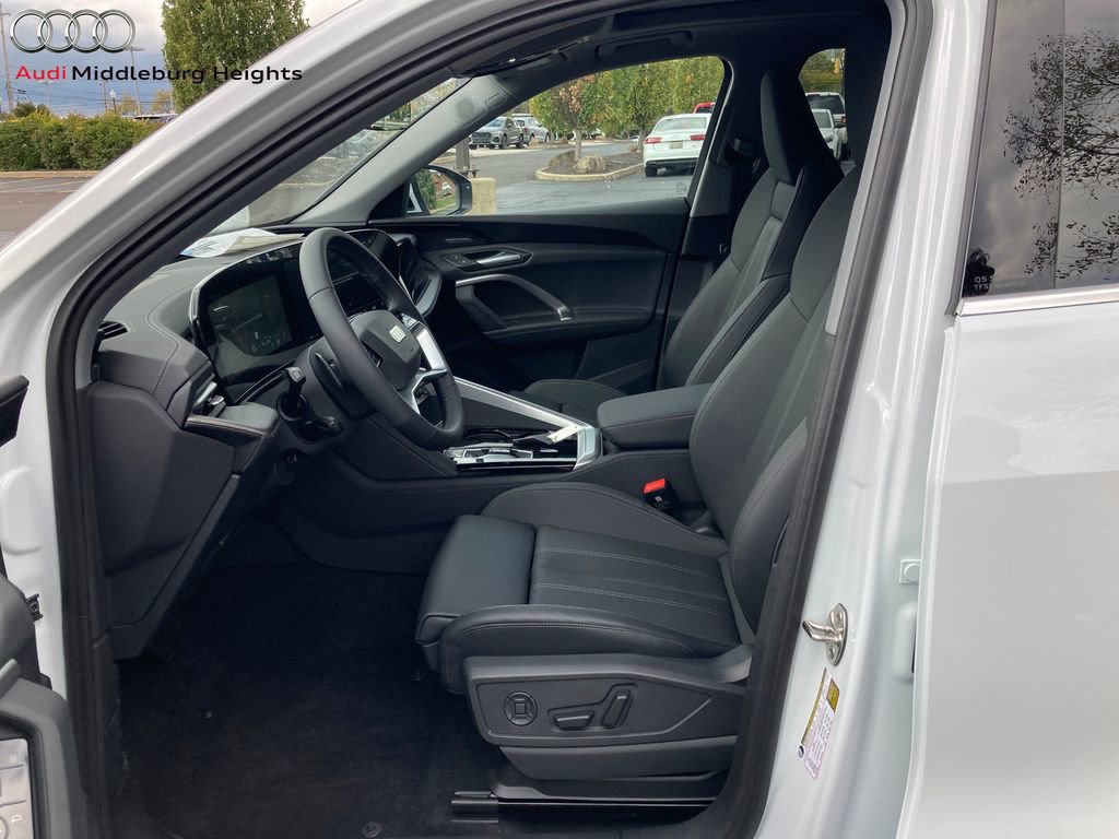 New 2025 Audi Q5 Premium Plus image 9