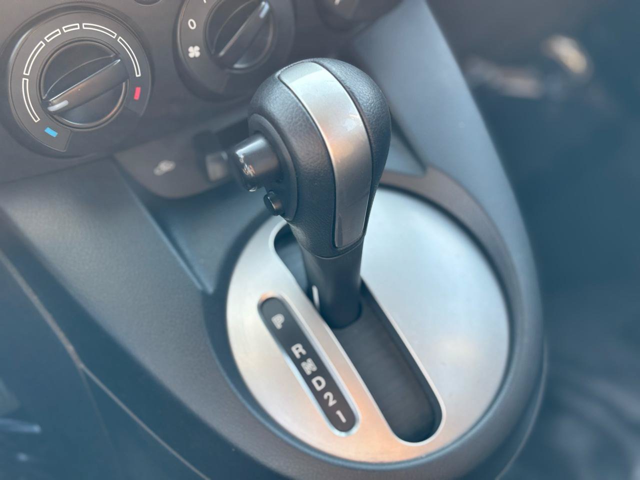 Used 2013 MAZDA MAZDA2 Touring FWD image 24