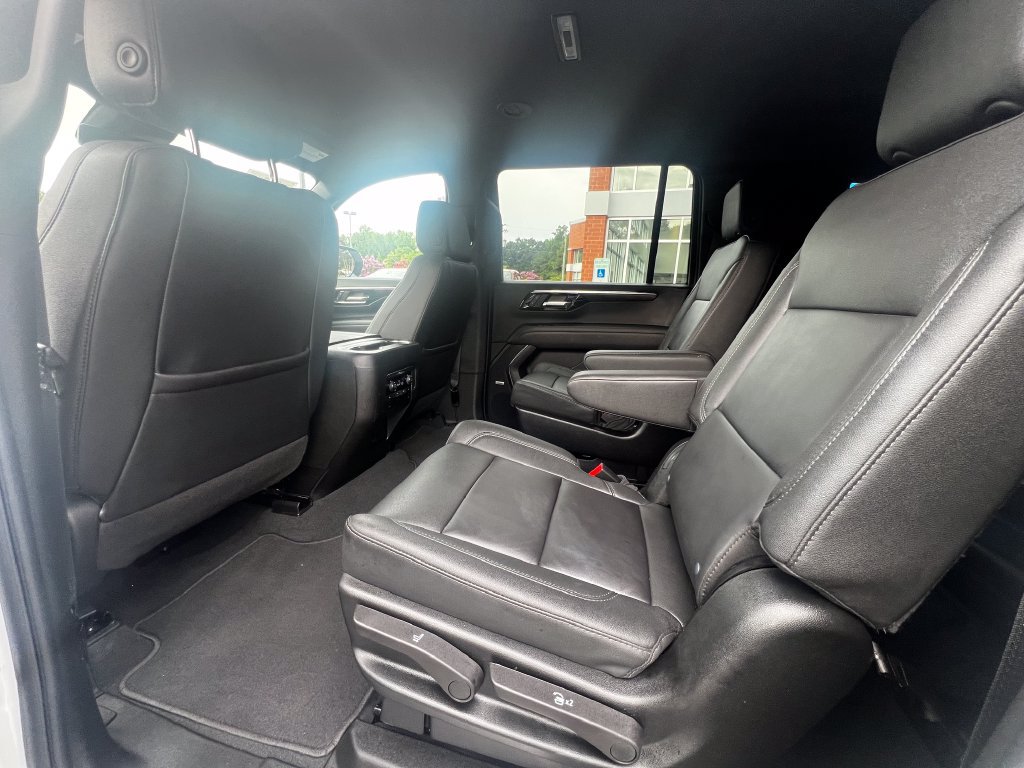 Used 2026 Chevrolet Suburban LT w/ Comfort Package AWD/4WD image 21