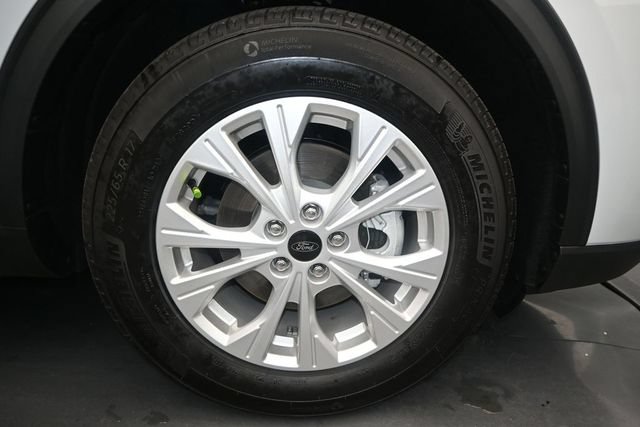 Used 2026 Ford Escape Active FWD image 16
