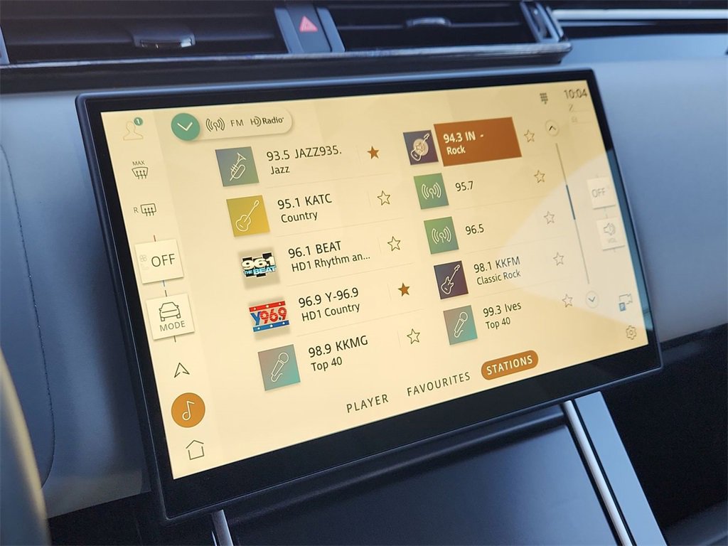 Used 2026 Land Rover Range Rover Velar Dynamic SE image 15