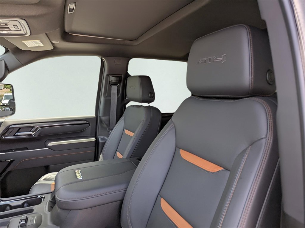 New 2025 GMC Sierra 2500 AT4 w/ AT4 Premium Plus Package image 8