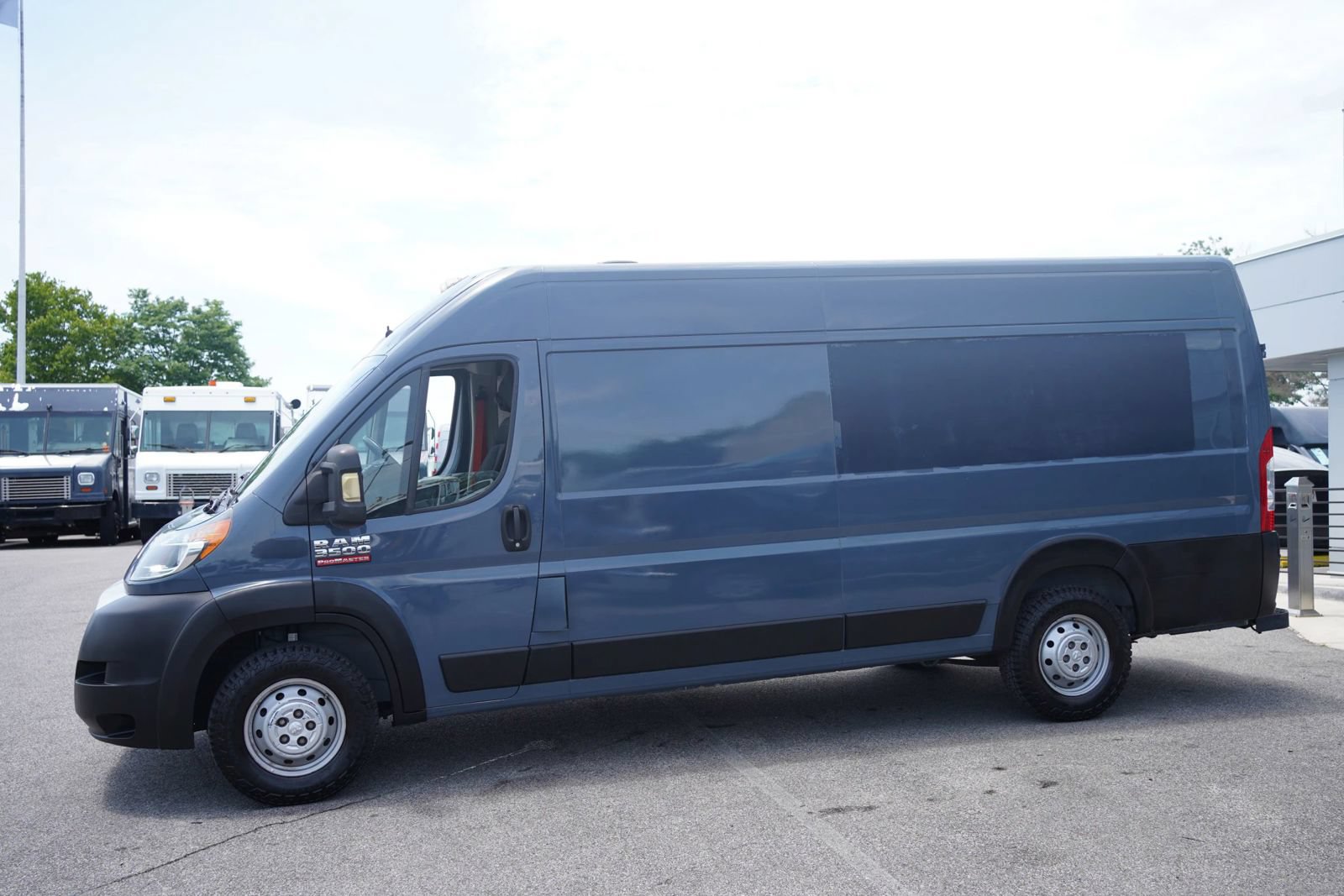 Used 2020 RAM ProMaster 3500 FWD image 3