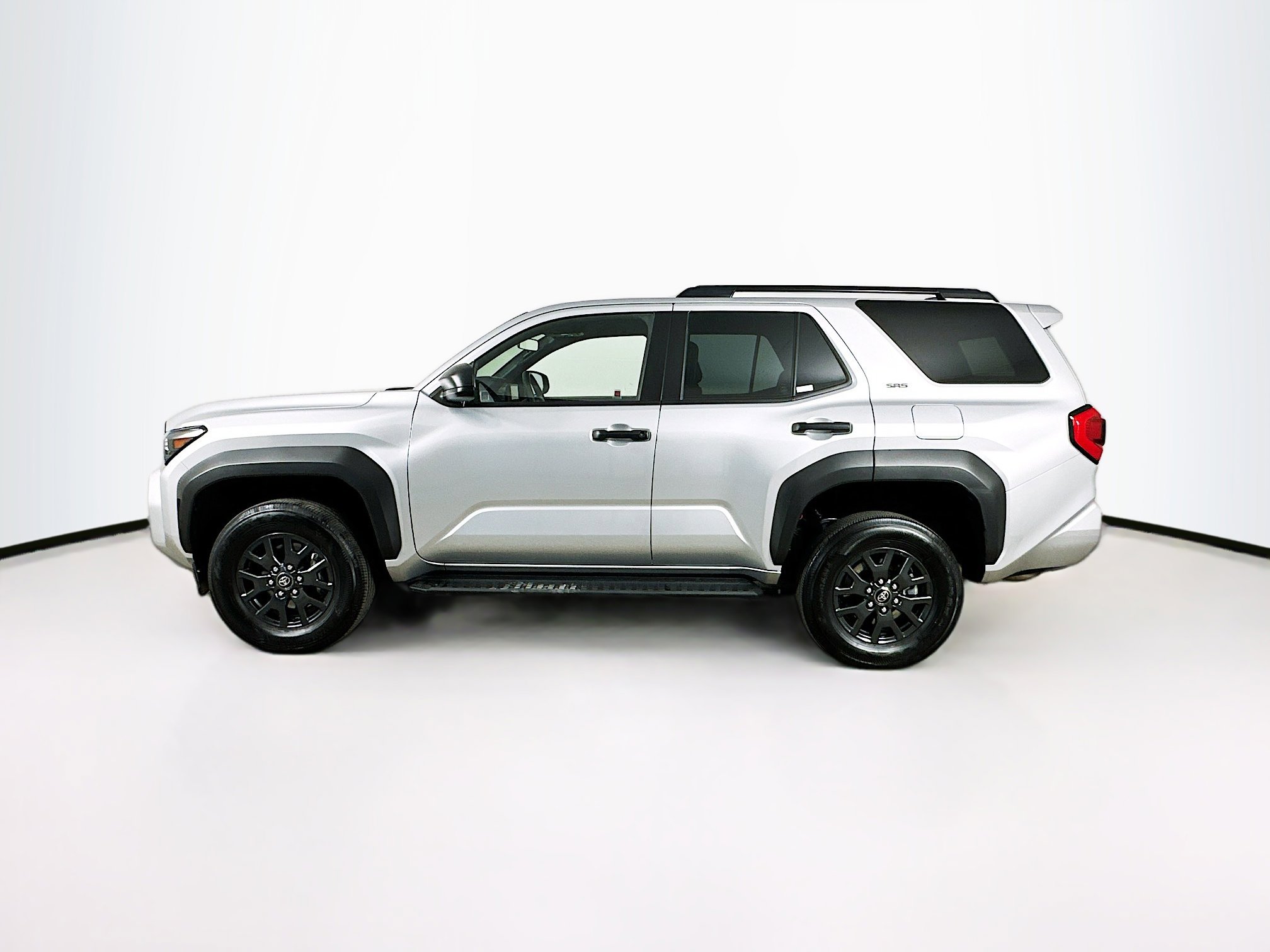 Used 2025 Toyota 4Runner SR5 image 4