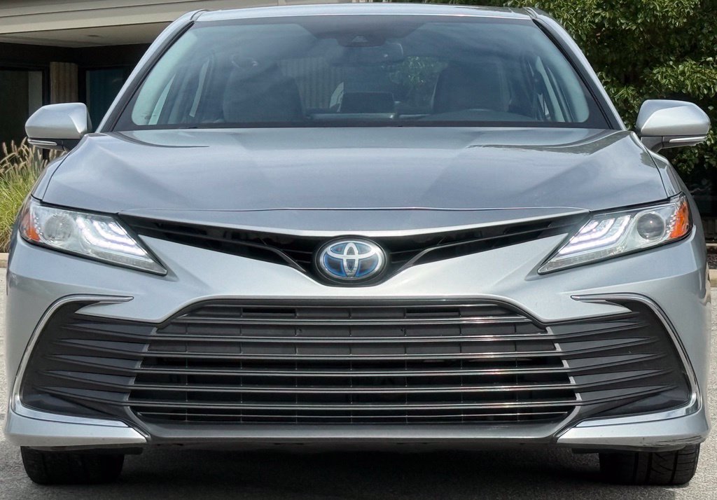 Used 2023 Toyota Camry XLE FWD image 8