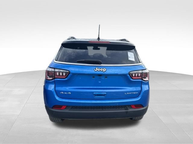 Used 2024 Jeep Compass Limited AWD/4WD image 30