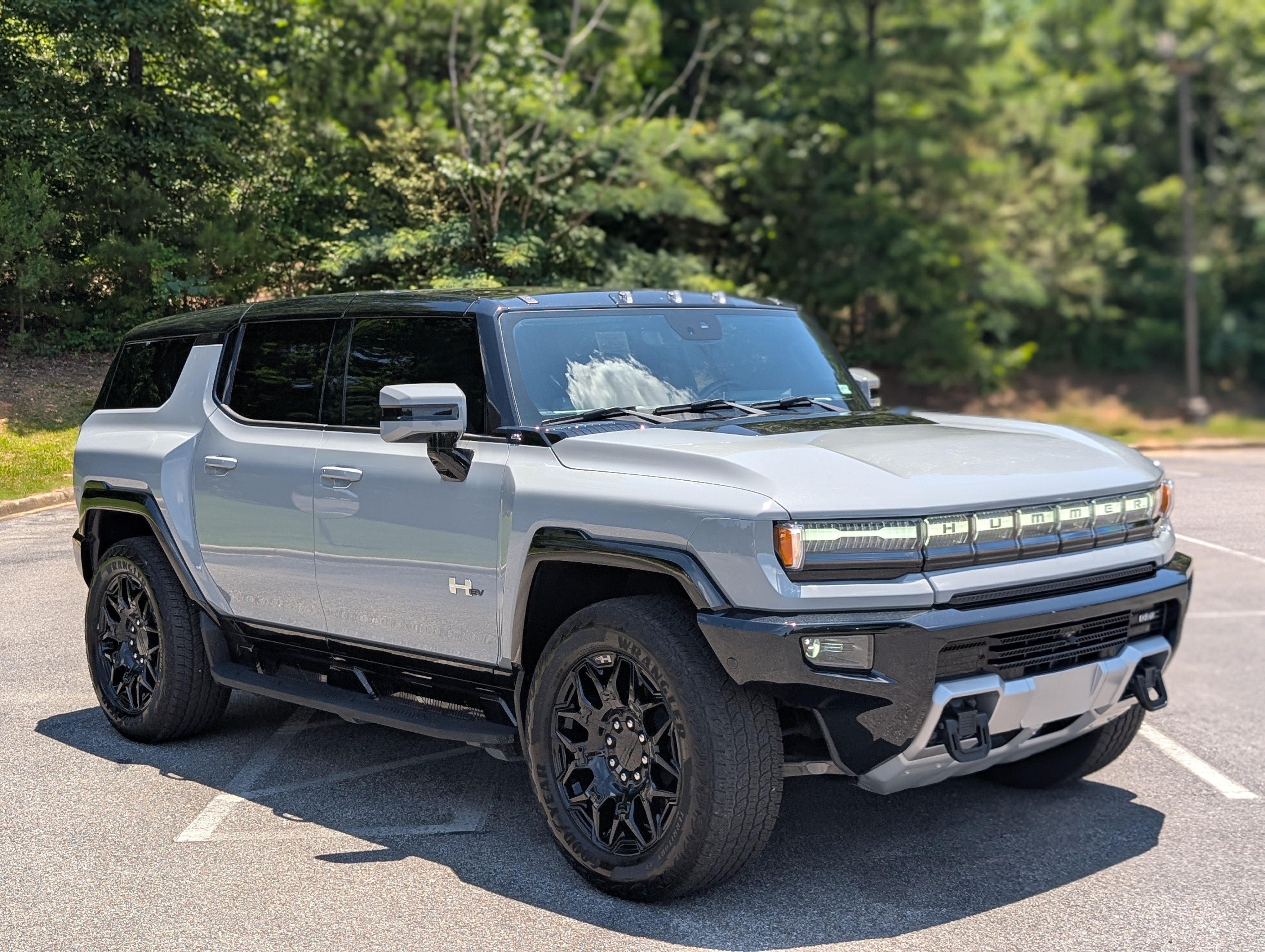 Used 2025 GMC Hummer EV 2X AWD/4WD image 11