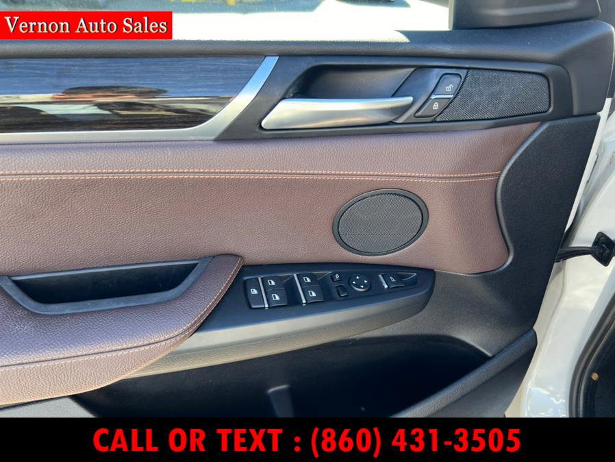 Used 2017 BMW X4 xDrive28i image 11