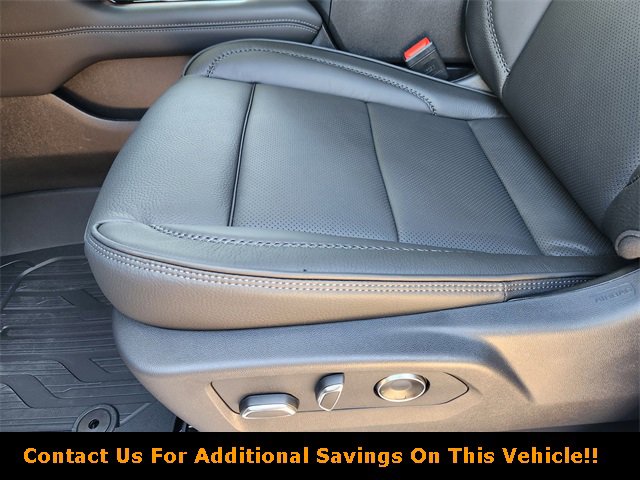 New 2026 GMC Yukon Denali w/ Sun & Power Step Package image 18