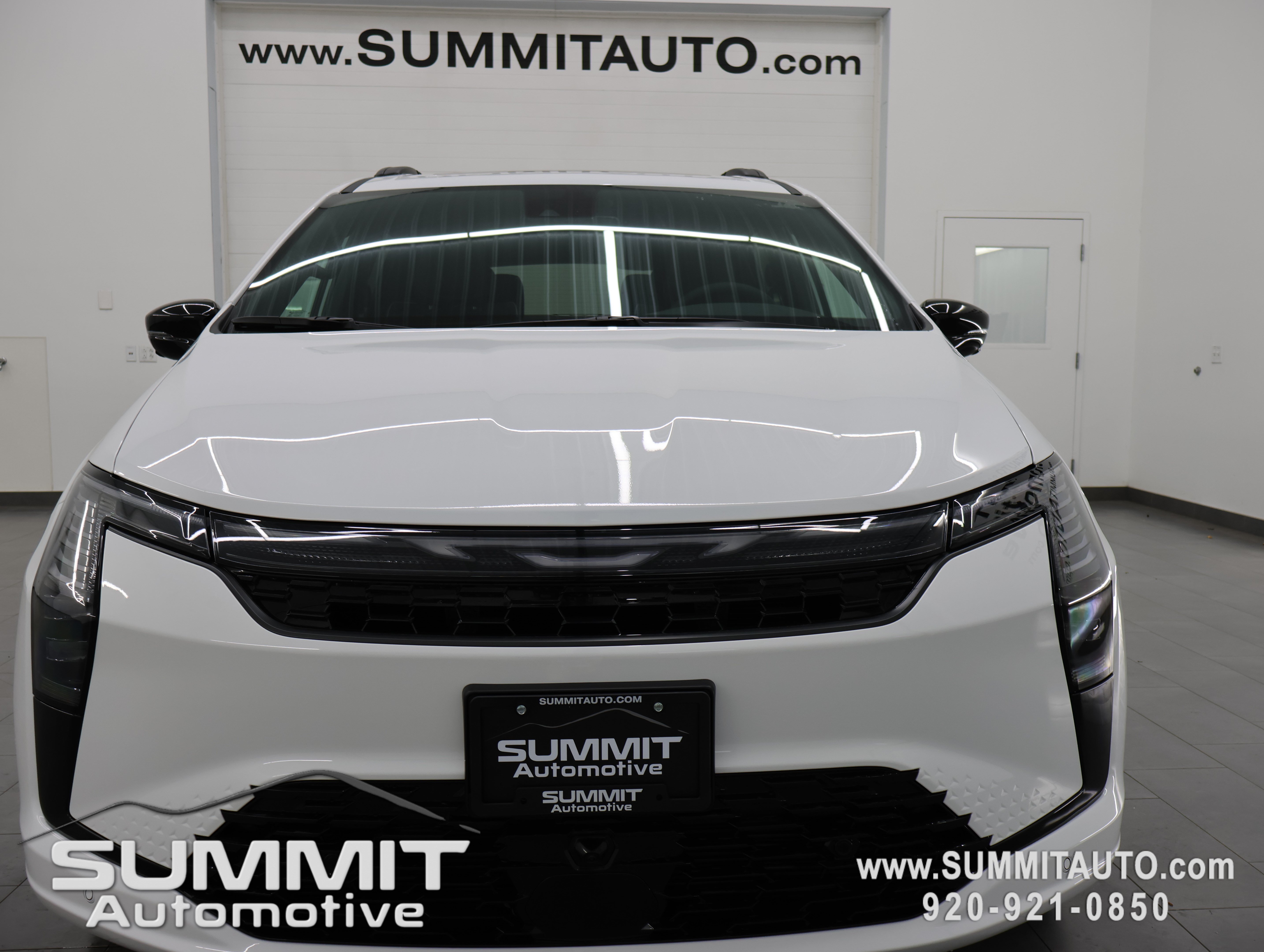 New 2027 Chrysler Pacifica Limited AWD/4WD image 27