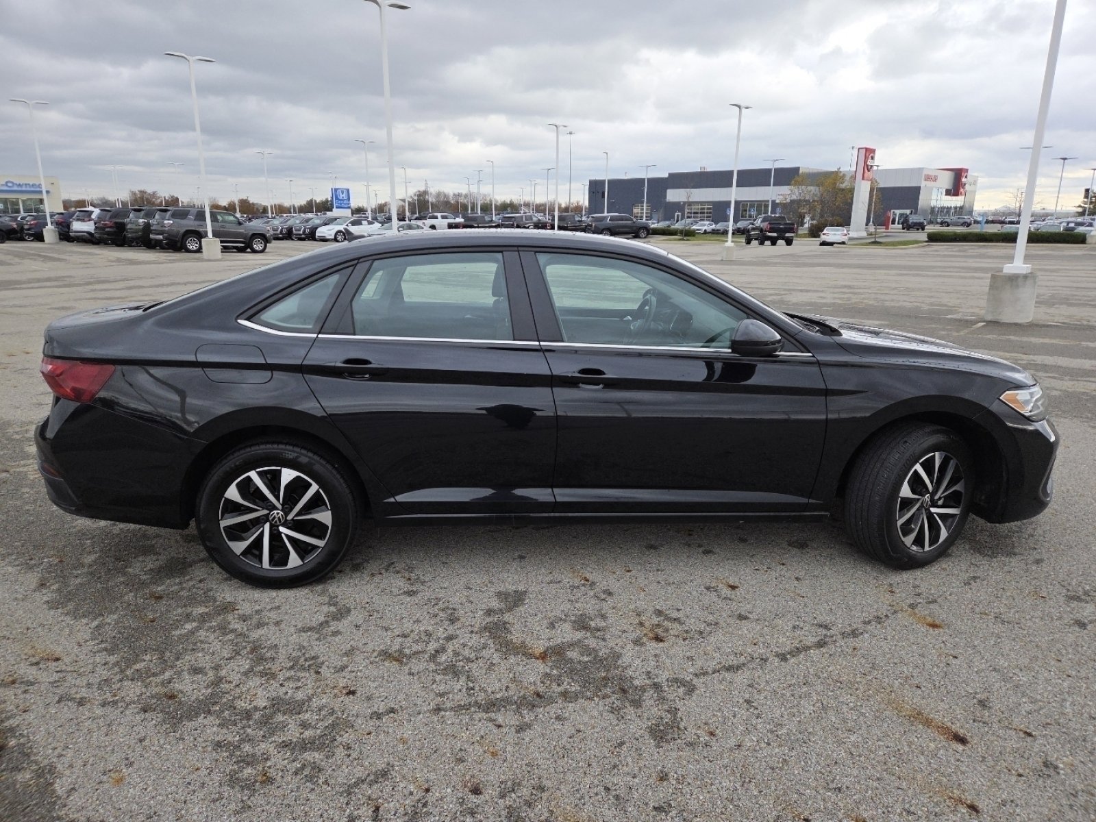 Used 2024 Volkswagen Jetta S image 18