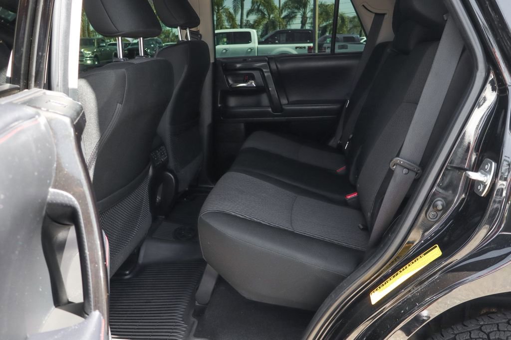 Used 2022 Toyota 4Runner TRD Off-Road AWD/4WD image 39