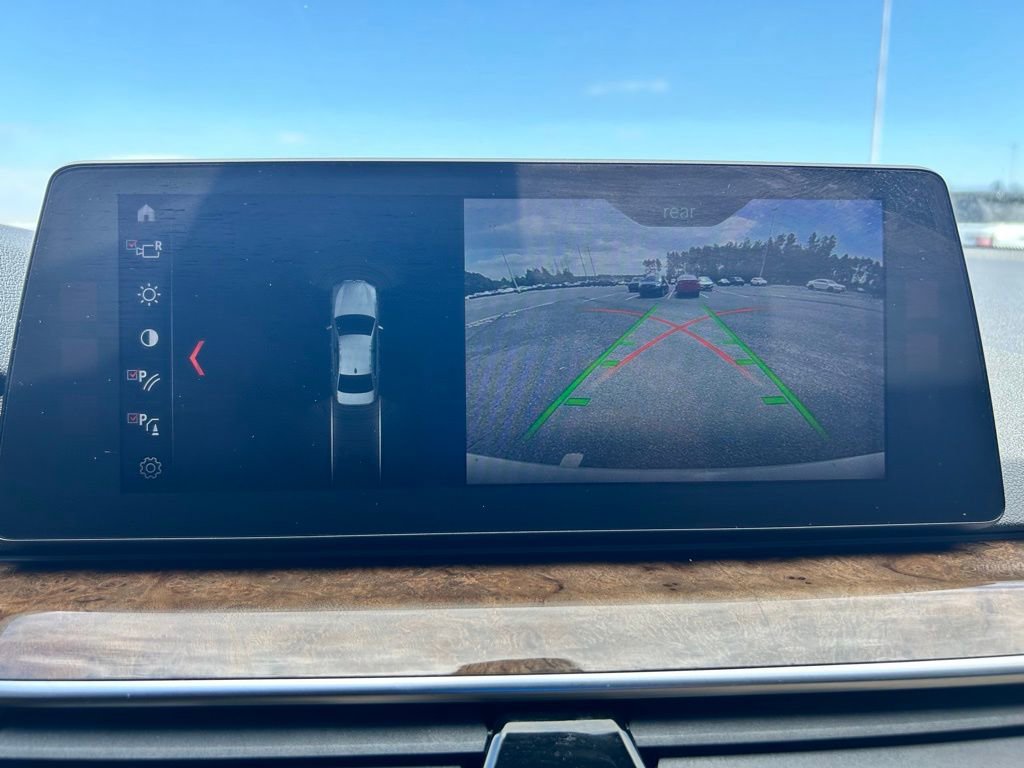 Used 2018 BMW 530i RWD image 26
