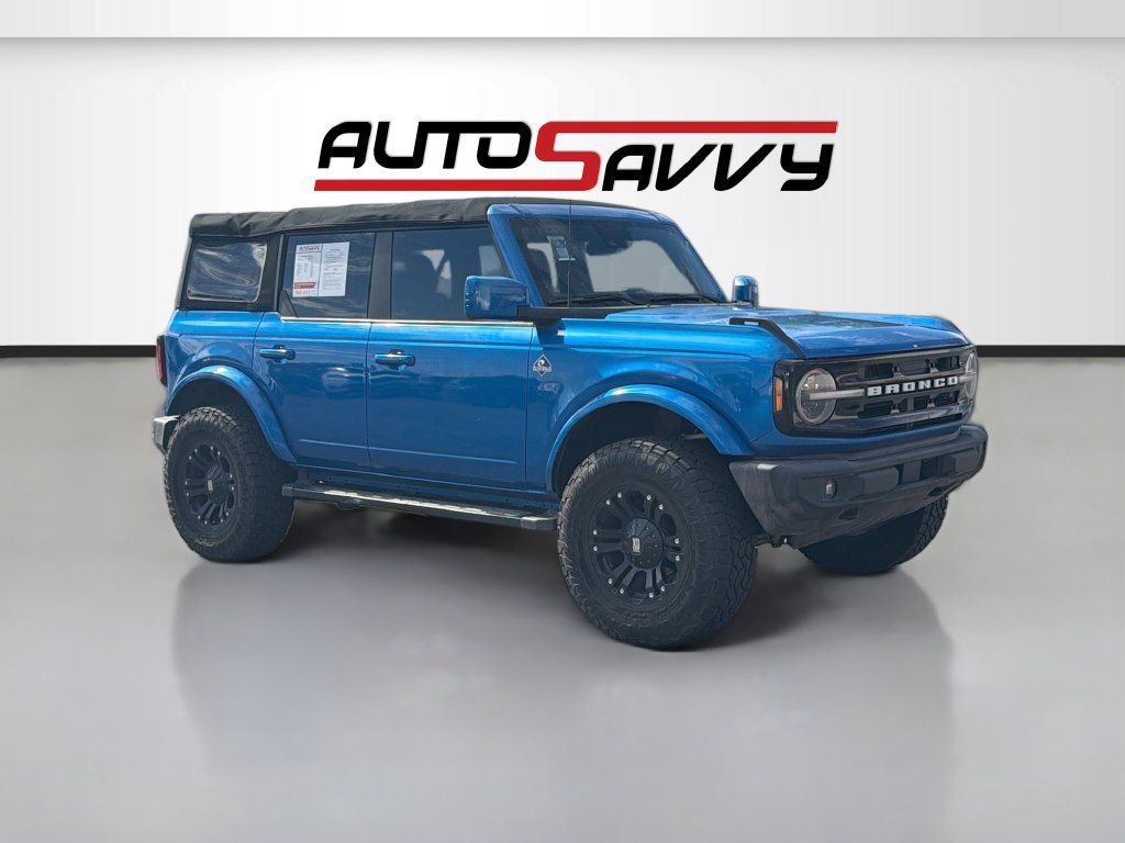Used 2023 Ford Bronco Outer Banks AWD/4WD image 1