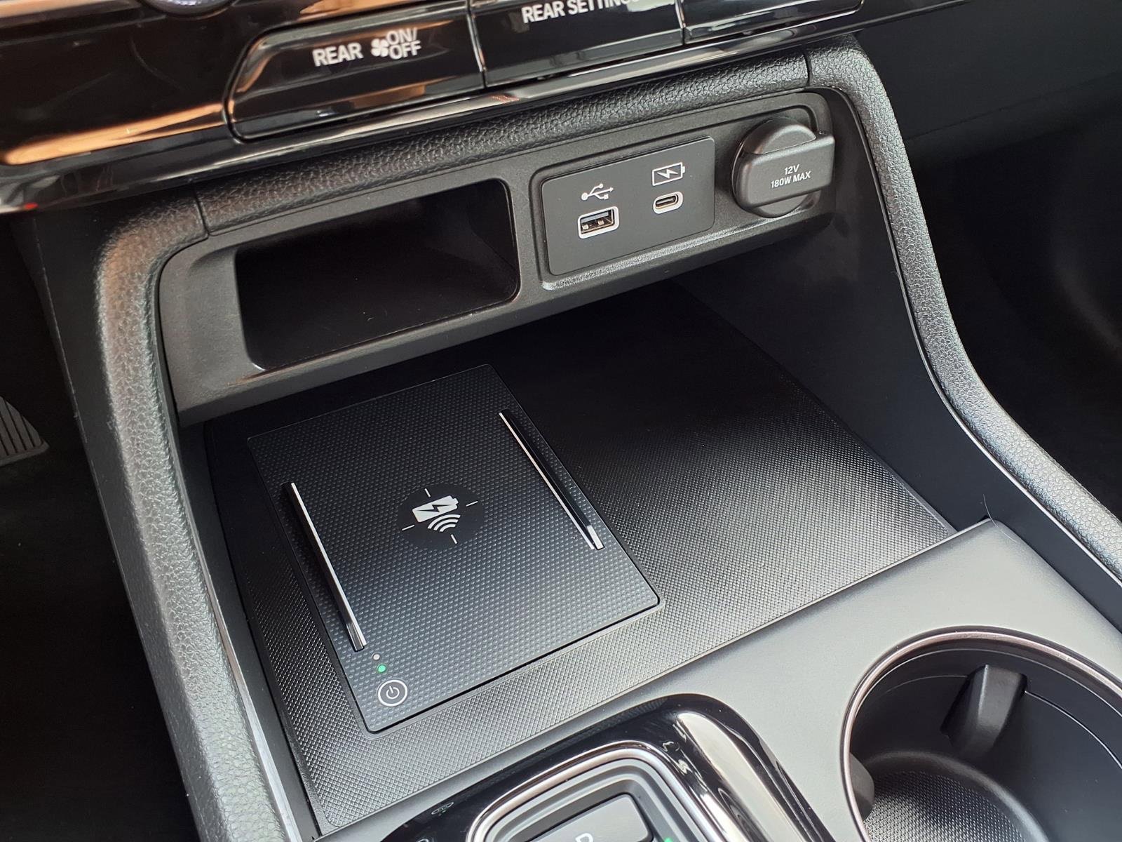 Used 2025 Honda Pilot TrailSport image 12