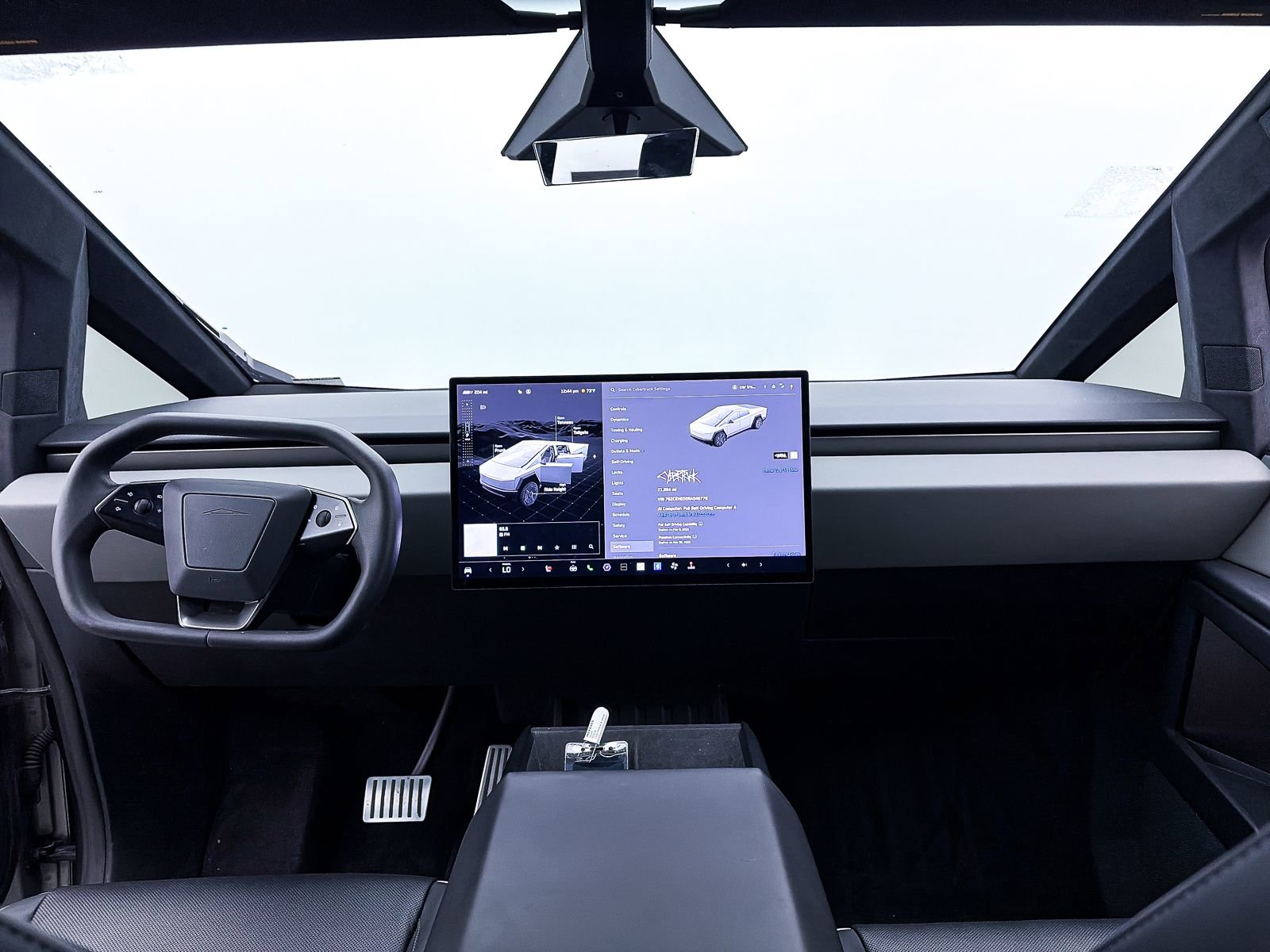 Used 2024 Tesla Cybertruck AWD Crew Cab image 25