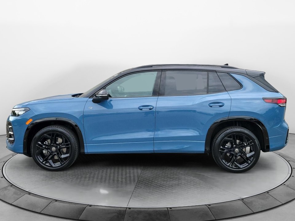 New 2026 Volkswagen Tiguan SE R-Line AWD/4WD image 4