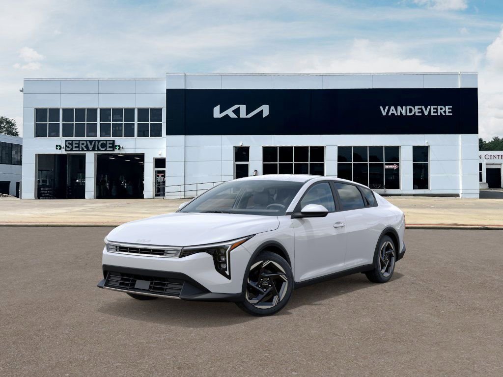New 2025 Kia K4 EX