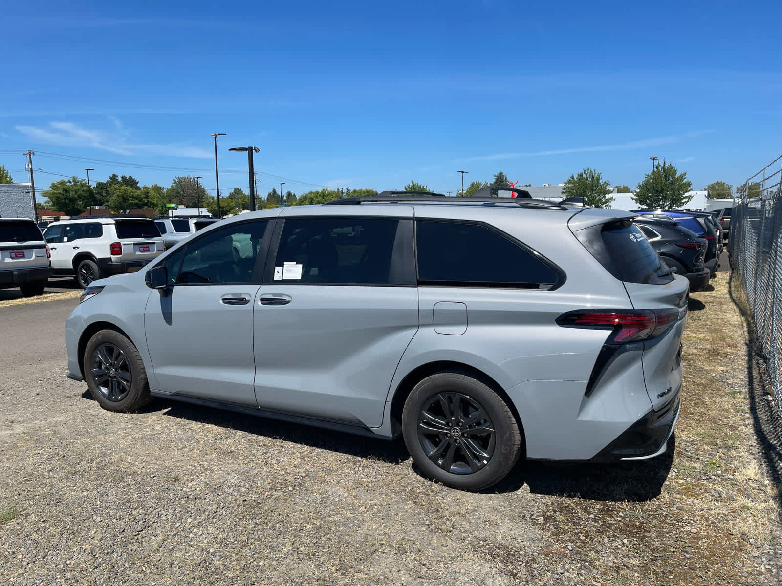 Used 2026 Toyota Sienna XSE AWD/4WD image 2