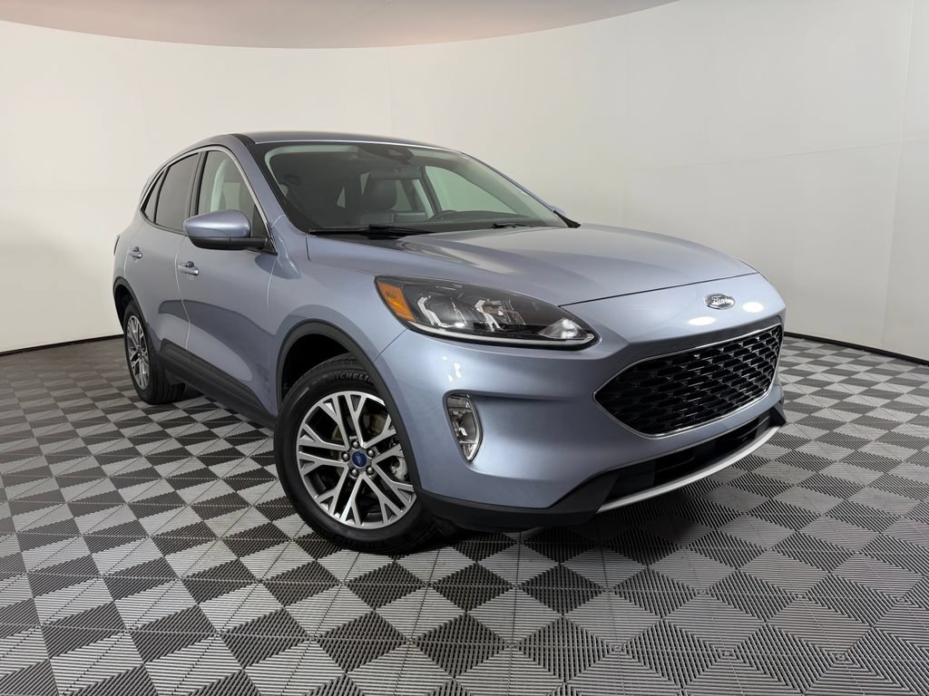 Used 2022 Ford Escape SEL w/ Technology Package AWD/4WD image 1