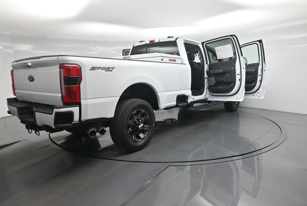 Used 2024 Ford F350 Lariat w/ Lariat Ultimate Package image 6