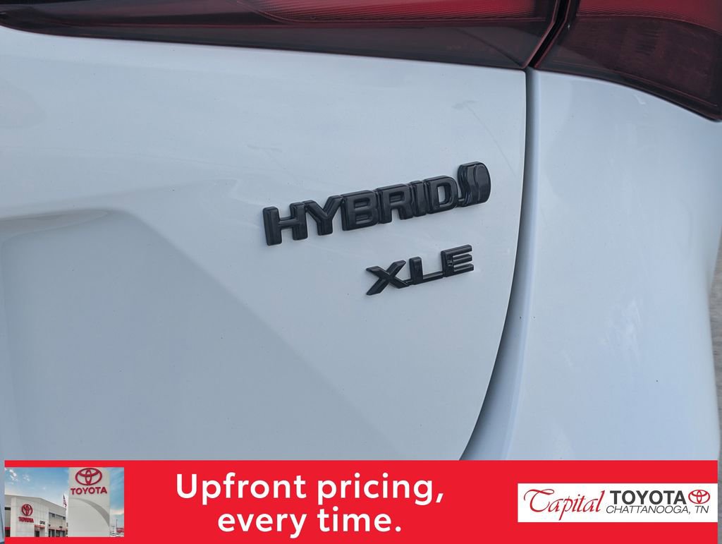 Used 2022 Toyota Prius Nightshade image 8