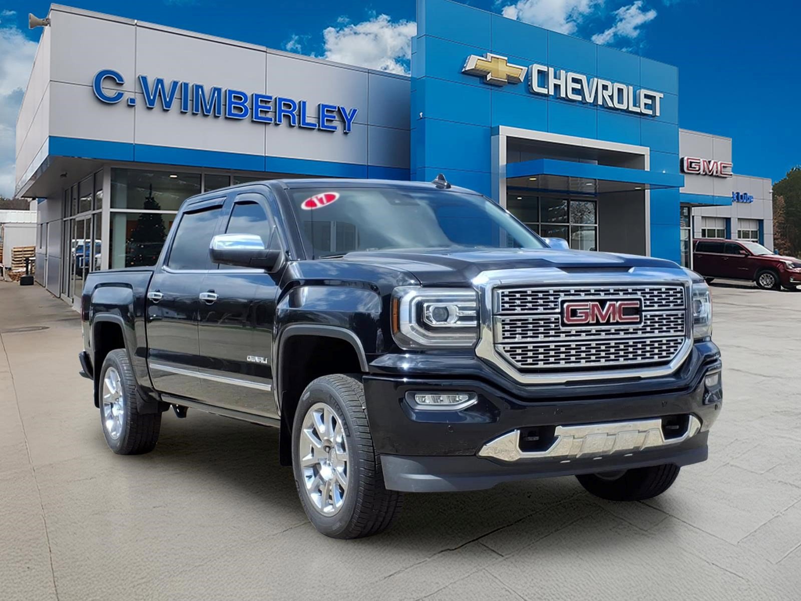 Used 2017 GMC Sierra 1500 Denali image 1