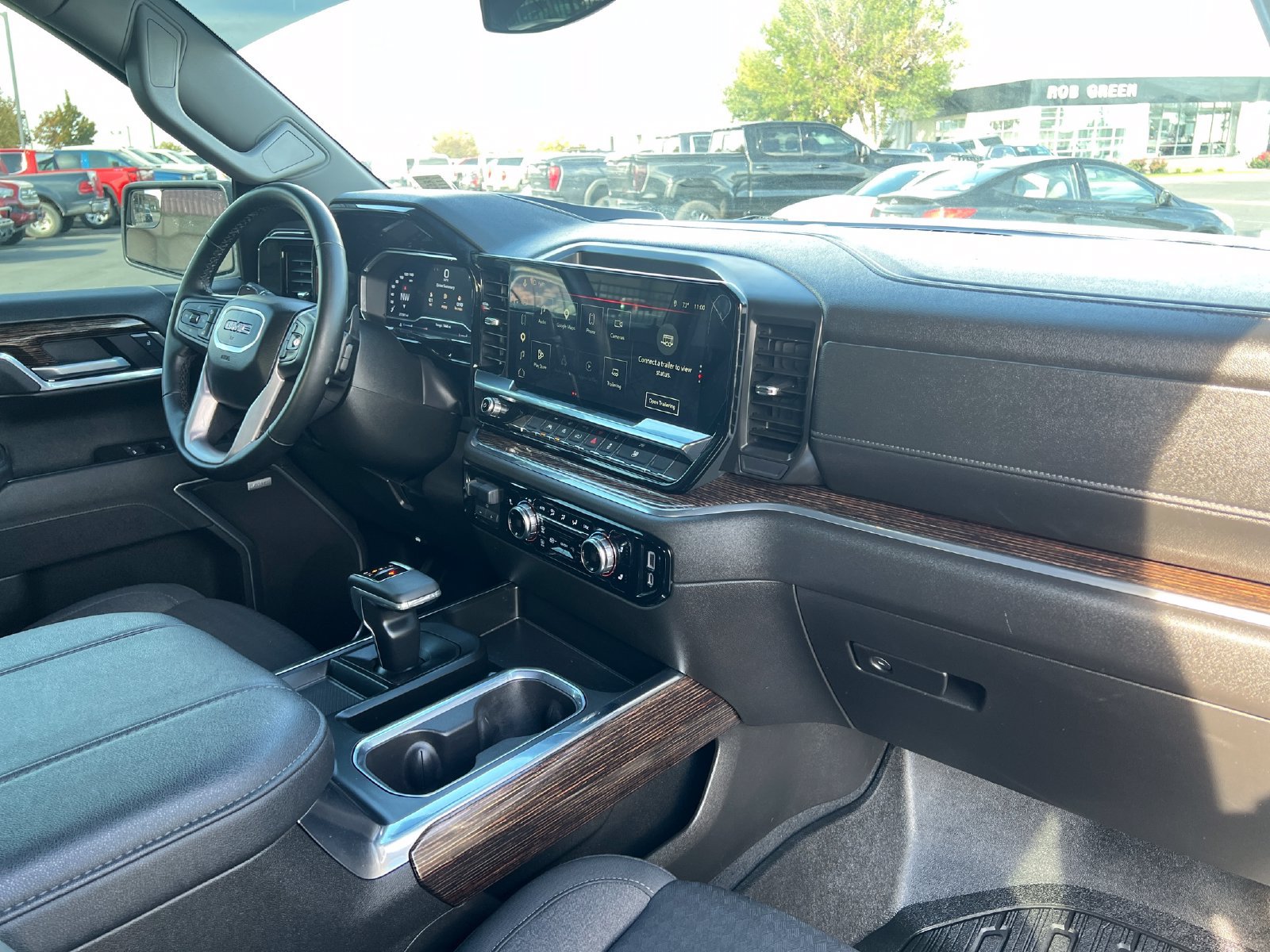 Used 2025 GMC Sierra 1500 Elevation w/ Preferred Package AWD/4WD image 35