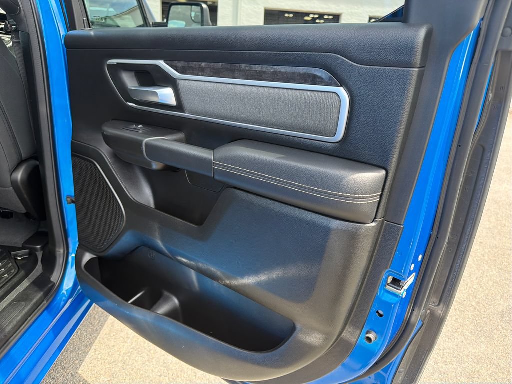Used 2022 RAM 1500 Big Horn AWD/4WD image 18