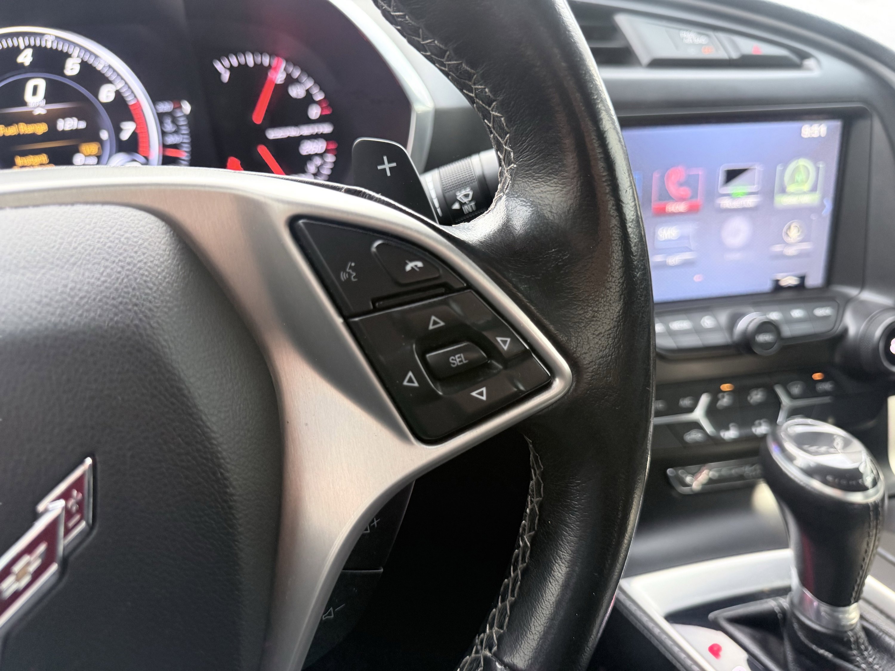 Used 2017 Chevrolet Corvette Z51 1LT w/ Carbon Flash Badge Package image 39