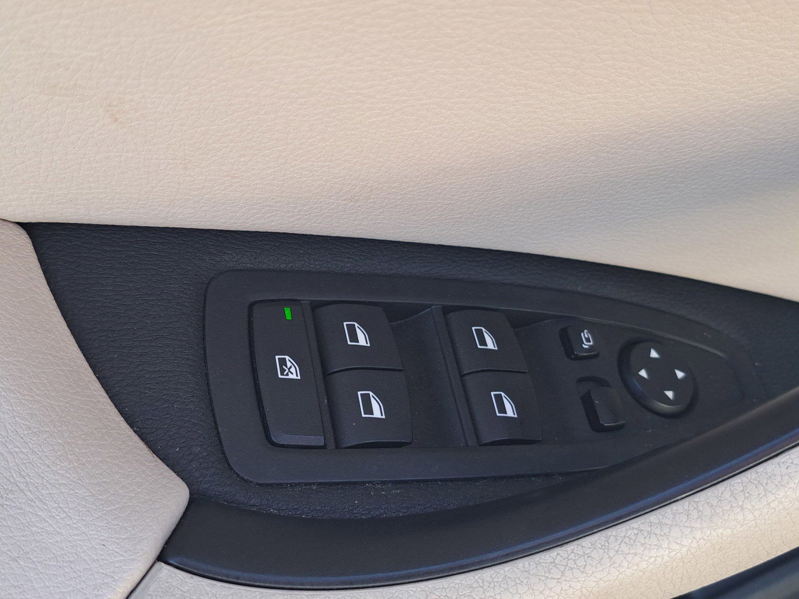 Used 2021 BMW X1 sDrive28i w/ Convenience Package image 13