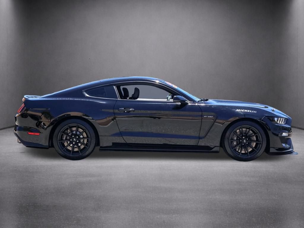 Used 2016 Ford Mustang Shelby GT350 w/ Technology Package RWD image 3