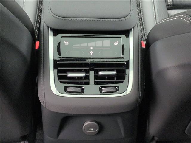 New 2026 Volvo XC90 T8 Ultra w/ Lounge Package AWD/4WD image 21