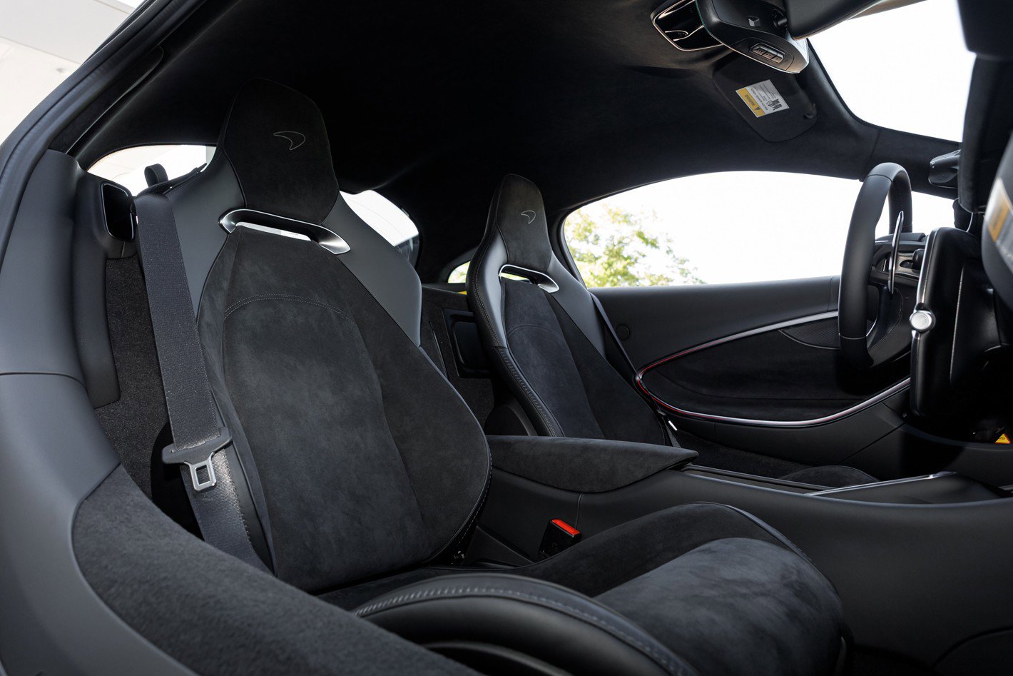 New 2026 McLaren Artura image 38