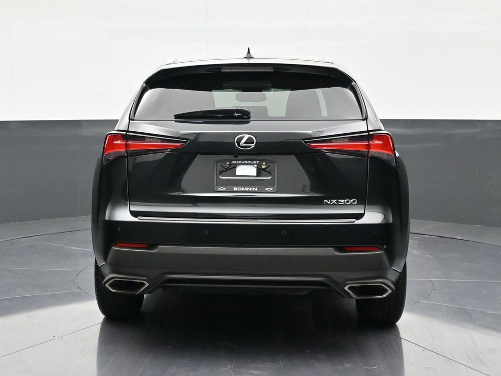 Used 2019 Lexus NX 300 FWD w/ Comfort Package image 4